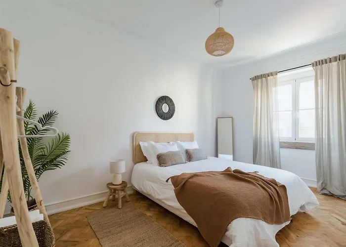 Typical 2br In Campolide Apartment Lisbon