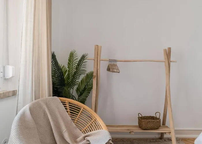 Typical 2br In Campolide Lisbon