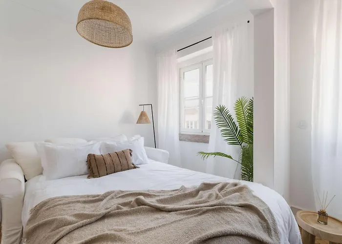 Typical 2br In Campolide Lissabon